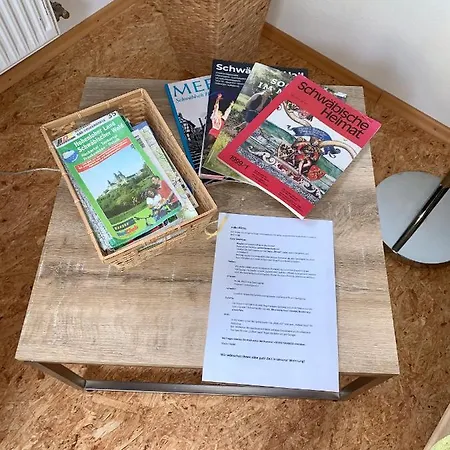 Schoene Im Rosengarten