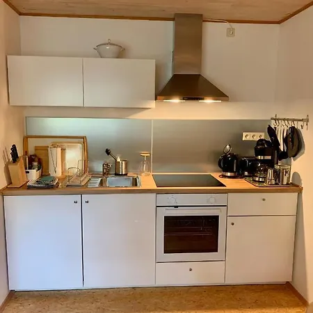 Schoene Im Rosengarten *